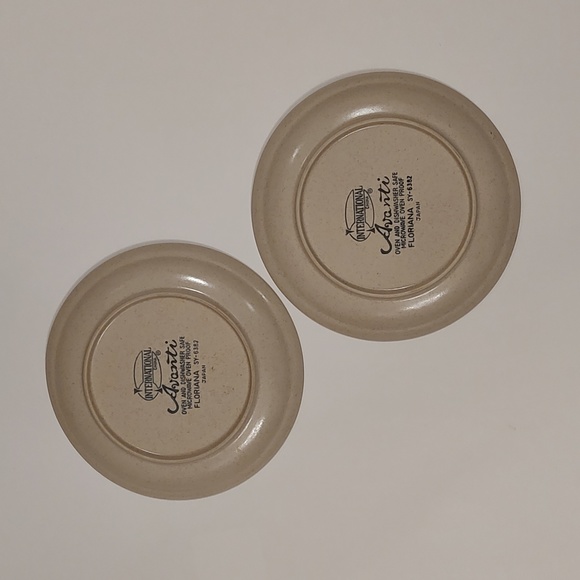 2 plates, 70s, International China, 2 salad plates, dessert, Avanti Floriana - Picture 2 of 5